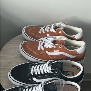 Vans Men's Brown and Black Sneakers with White Accents